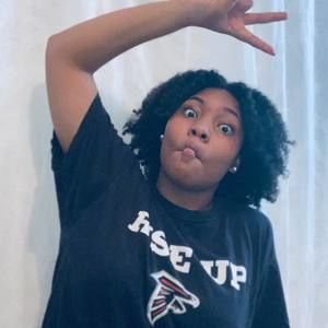 Meet your Posher, Christina